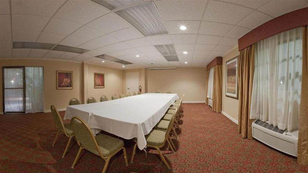 Best Western International Speedway Hotel Daytona Beach Exterior photo